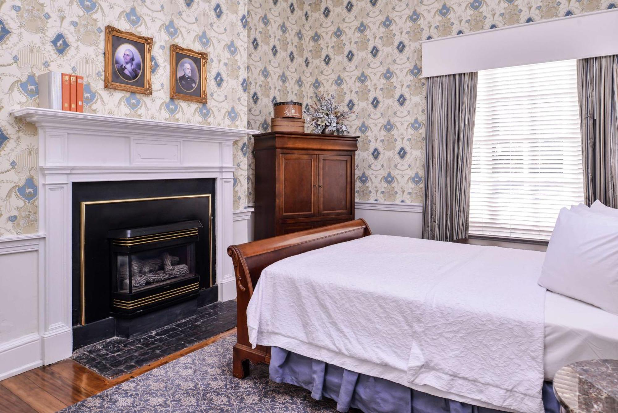 Hampton Inn Lexington Historic Area Eksteriør billede